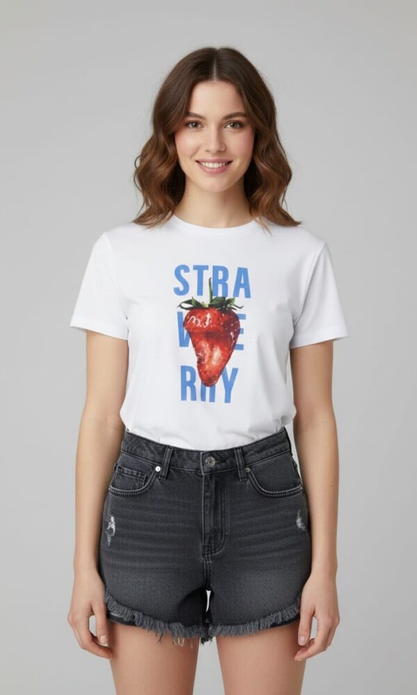 Alternative view of Remera Strawberry
