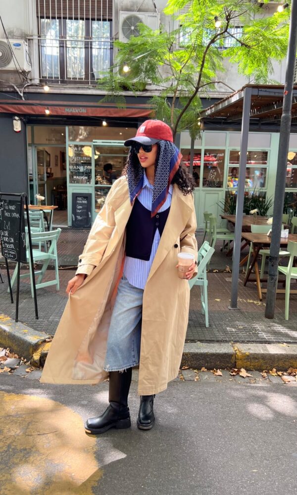 Alternative view of Piloto J. Hide