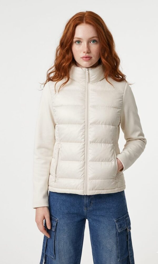 Alternative view of Campera Noise  face