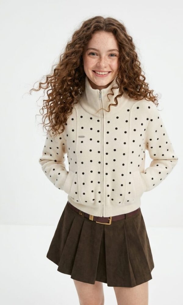 Alternative view of Campera josefina