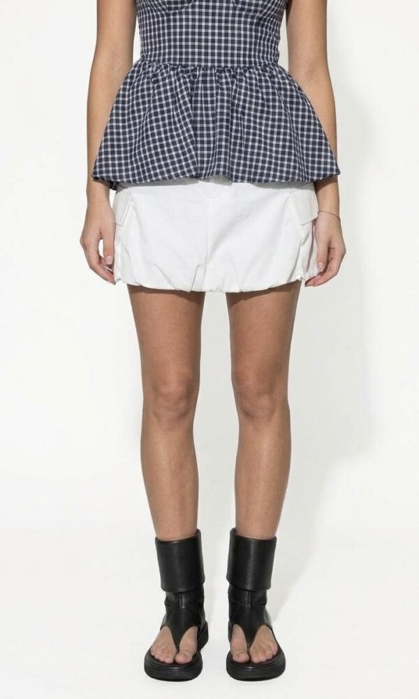 Alternative view of Pollera  Bum Bomber