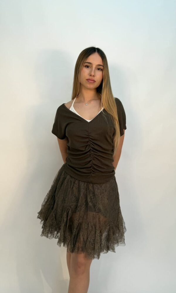 Alternative view of Remera Perla